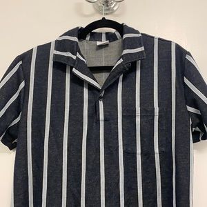 Urban Outfitters short sleeve collared t shirt